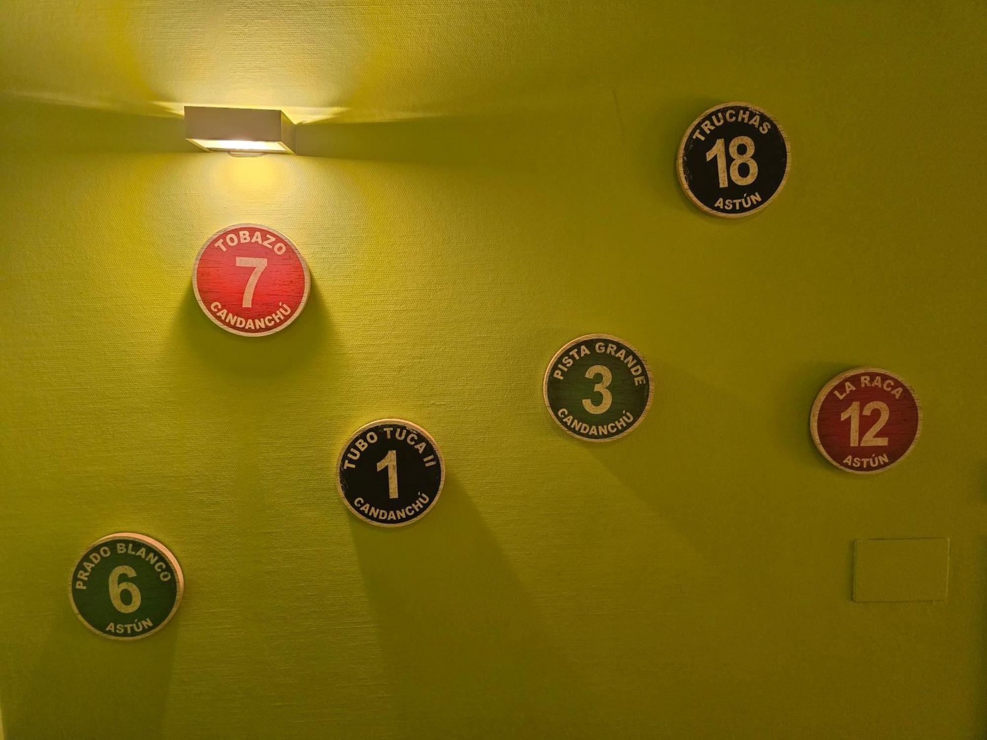 Un Encanto De Duplex Jaca Bagian luar foto